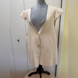 Cream V-Neck Button Front Sleeveless Sweater 
Anthropologie XL